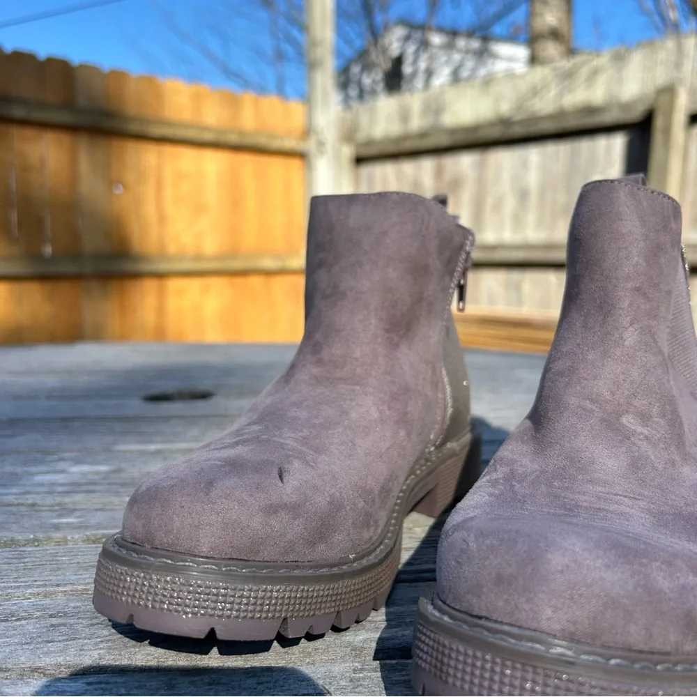 STEVE MADDEN girls Jhowl‎ Glitter Chelsea Boots size 4